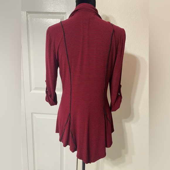 Joseph Ribkoff Women's Red Striped Button-Up Top size 12 - Picture 2 of 5